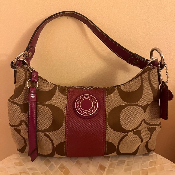 Coach Handbags - Vintage Coach Shoulder Bag Y2K
